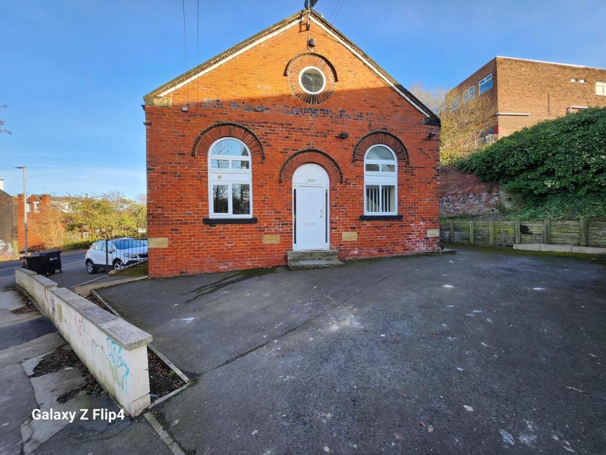 Entire Flat, Bright & Open With Own Entrance Leeds (West Yorkshire) Exterior photo